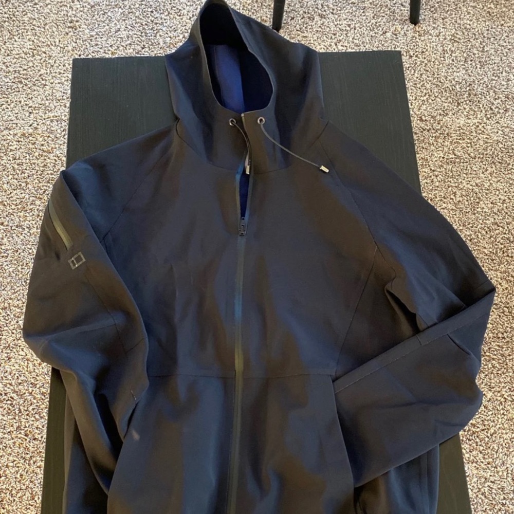 Rain coat